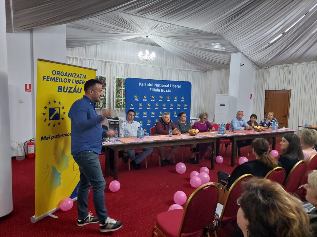 Gabriel Avrămescu, președintele PNL Buzău: ”Sunt mândru să am alături asemenea doamne și domnișoare sufletiste și implicate” Gabriel Avrămescu, președintele PNL Buzău: ”Sunt mândru să am alături asemenea doamne și domnișoare sufletiste și implicate”