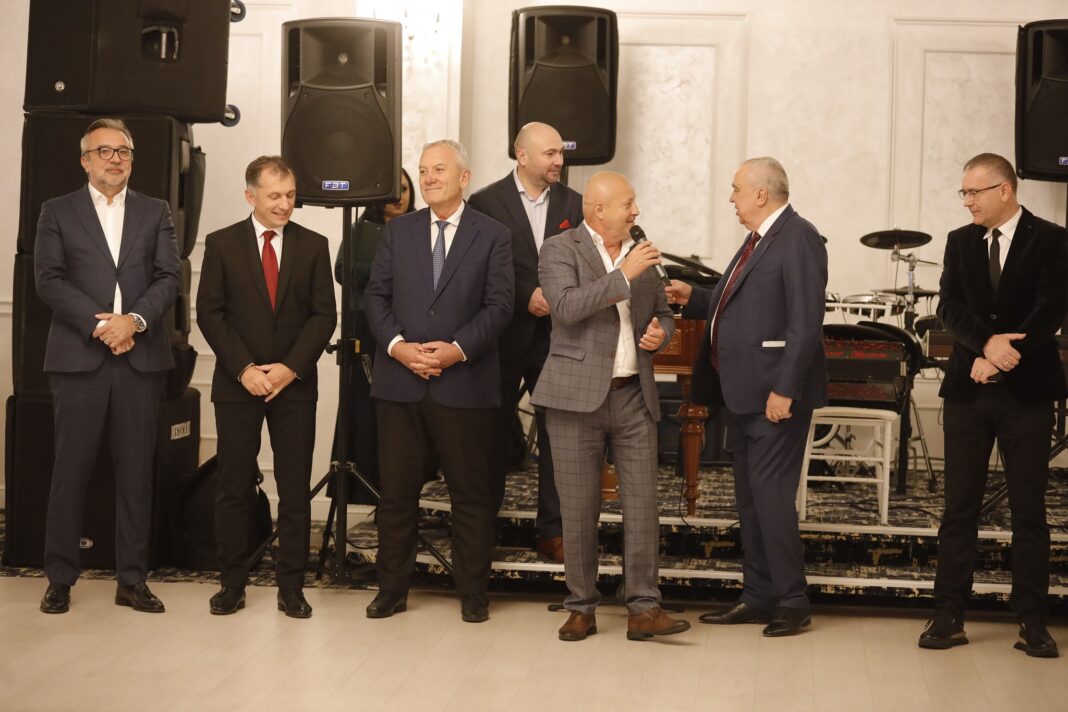 Topul firmelor buzoiene, eveniment de prestigiu organizat de Camera de Comerț, Industrie și Agricultură Buzău Topul firmelor buzoiene, eveniment de prestigiu organizat de Camera de Comerț, Industrie și Agricultură Buzău