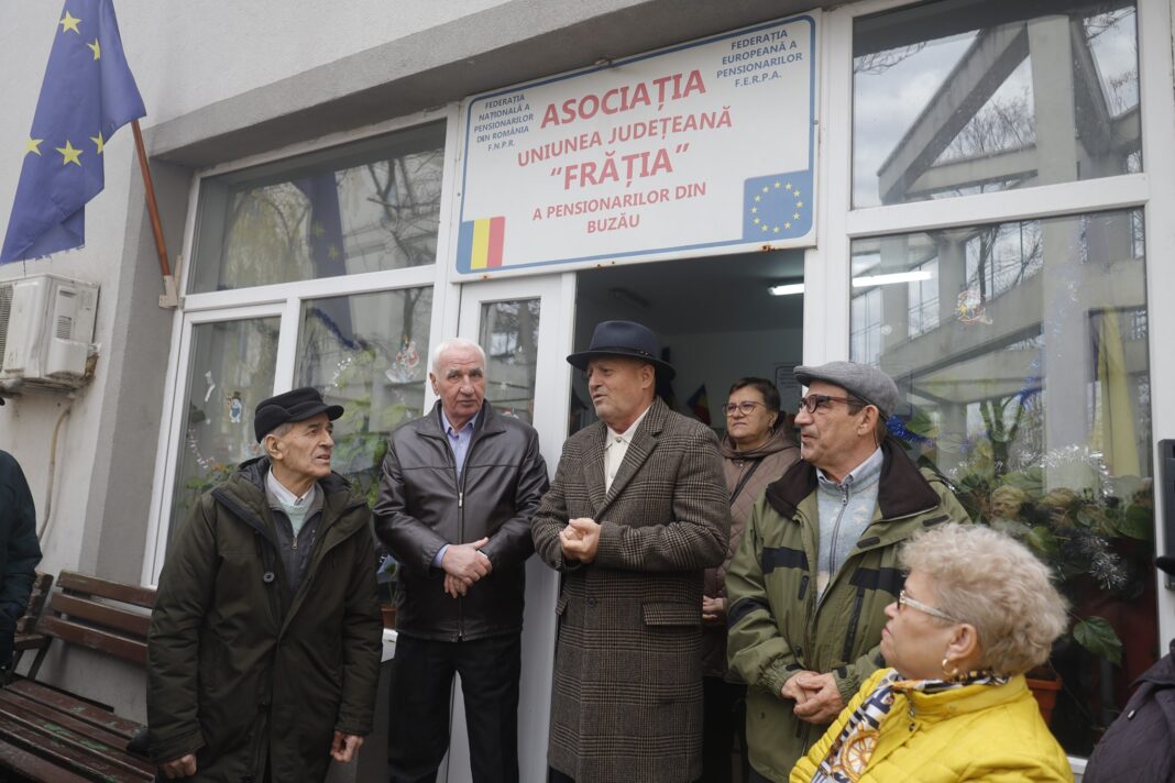 Daruri pentru membrii Consiliului Județean al Persoanelor Vârstnice din partea Consiliului Județean Buzău Daruri pentru membrii Consiliului Județean al Persoanelor Vârstnice din partea Consiliului Județean Buzău