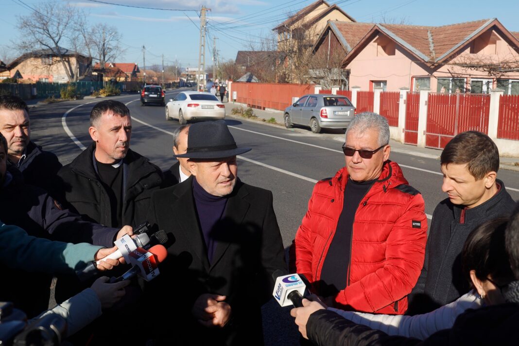 Investiții semnificative în Buzău: proiectele de modernizare a drumului DJ 203K și de distribuție a gazelor naturale în Mărăcineni, finalizate cu succes Investiții semnificative în Buzău: proiectele de modernizare a drumului DJ 203K și de distribuție a gazelor naturale în Mărăcineni, finalizate cu succes