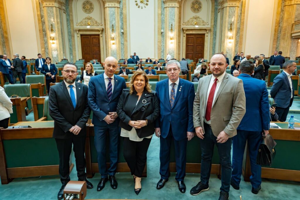 Carmen Orban, senator de Buzău, alături de colegii săi medici în Parlament, de Ziua Mondială a Sănătății