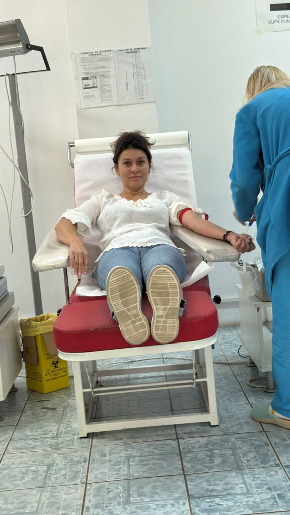 Exemplu de solidaritate la Ulmeni: primarul Andrei Oprina și angajați ai primăriei au donat sânge