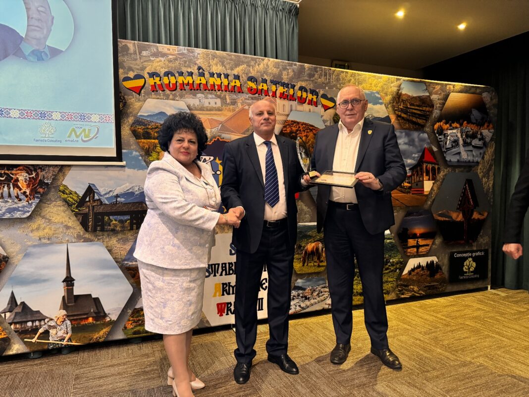 Primar de 7 stele! Dragomir Dumitru, recunoscut pentru meritele sale administrative la Gala ACoR Primar de 7 stele! Dragomir Dumitru, recunoscut pentru meritele sale administrative la Gala ACoR