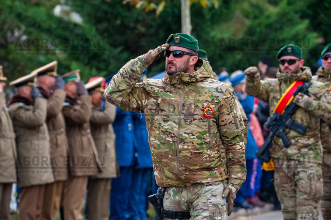 Ziua Eroilor 2025, comemorată prin ceremonii militare și religioase în județul Buzău Ziua Eroilor 2025, comemorată prin ceremonii militare și religioase în județul Buzău