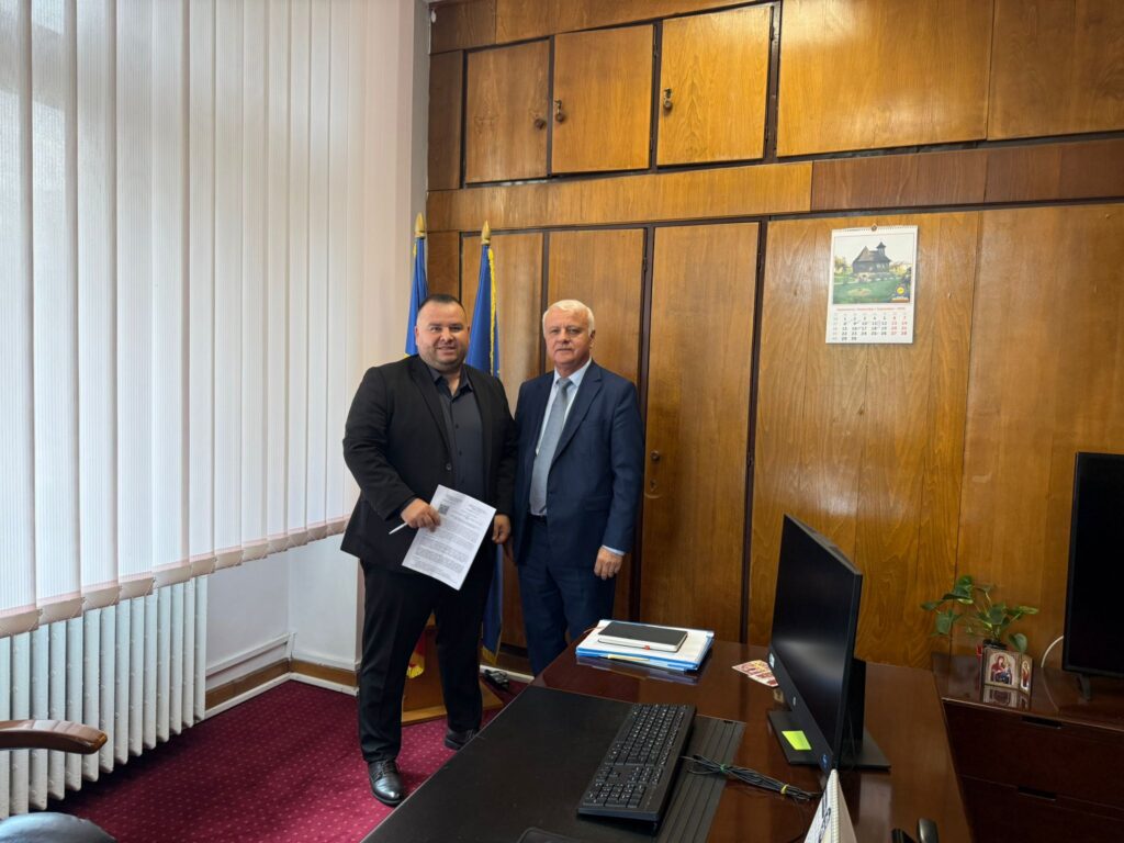 Primarul Andrei Oprina: „Educația este cea mai bună investiție în viitorul comunei Ulmeni”