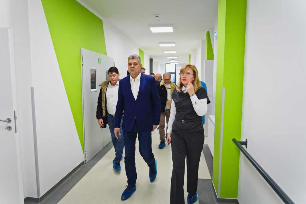 Marcel Ciolacu: „Tăierea salariilor pentru profesori și medici este o linie roșie pe care PSD nu o va trece niciodată!” Marcel Ciolacu: „Tăierea salariilor pentru profesori și medici este o linie roșie pe care PSD nu o va trece niciodată!”