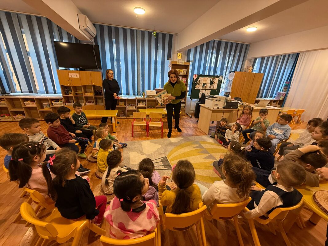 Biblioteca Județeană „Vasile Voiculescu” Buzău, aproape de cei mici de Ziua Internațională a Cititului Împreună Biblioteca Județeană „Vasile Voiculescu” Buzău, aproape de cei mici de Ziua Internațională a Cititului Împreună