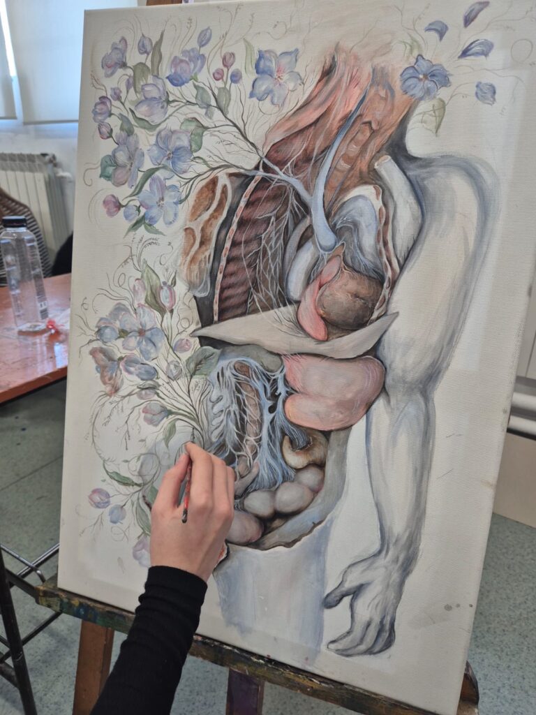 „Forma Vieții” – Expoziție de artă cu tematică medicală, la Spitalul Județean de Urgență Buzău