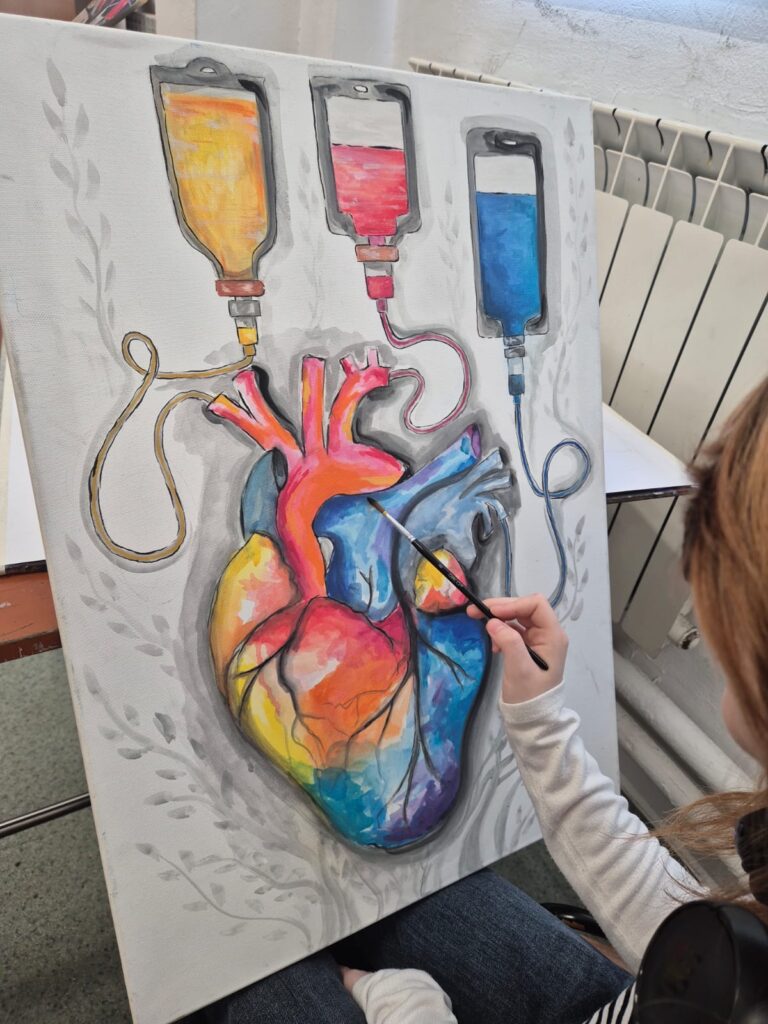 „Forma Vieții” – Expoziție de artă cu tematică medicală, la Spitalul Județean de Urgență Buzău