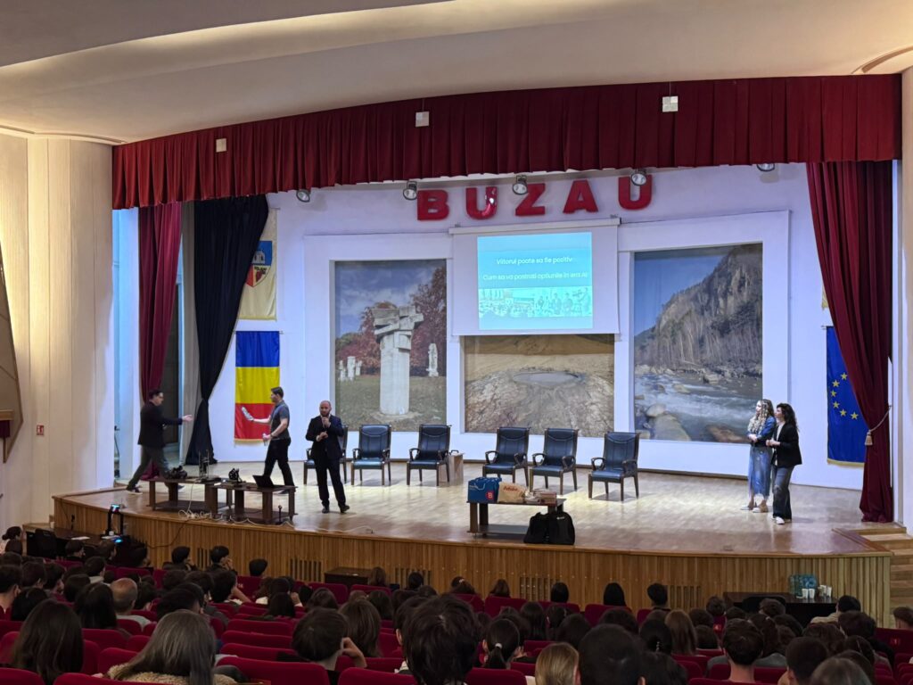 Elevii buzoieni de la matematică-informatică, față în față cu viitorul tehnologiei și al inteligenței artificiale