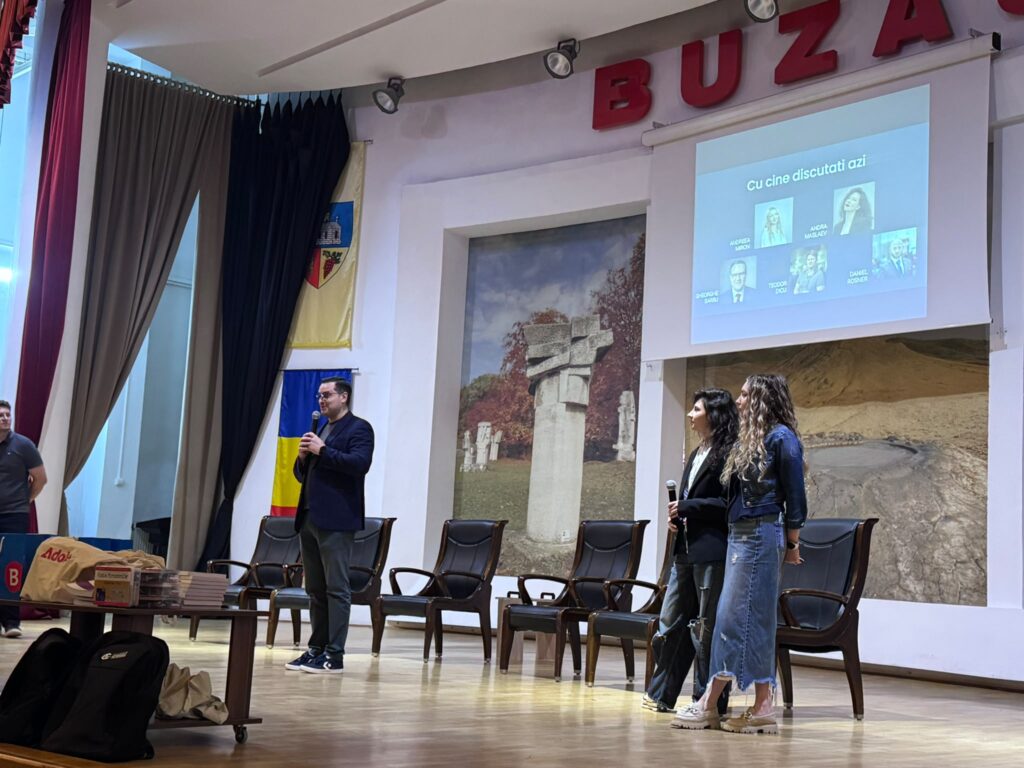 Elevii buzoieni de la matematică-informatică, față în față cu viitorul tehnologiei și al inteligenței artificiale