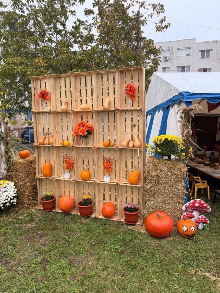 Ziua Recoltei, sărbătorită cu bucurie la Grădinița „Lumea Copilăriei” din Râmnicu Sărat